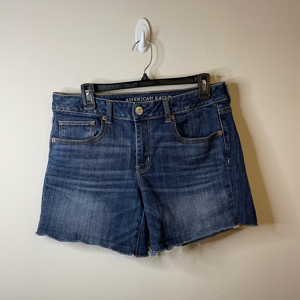 American Eagle Super Stretch Medium Wash Cut Off Midi Denim Jean Shorts